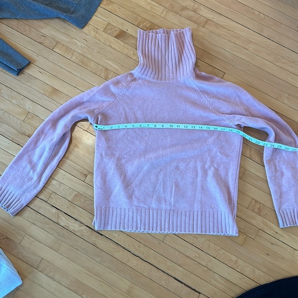 Tory Burch pink wool sweater Large